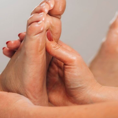 Foot Reflexology + Balinese Therapy
